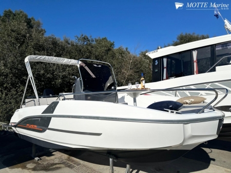 Bénéteau Flyer 5.5 SPACEdeck